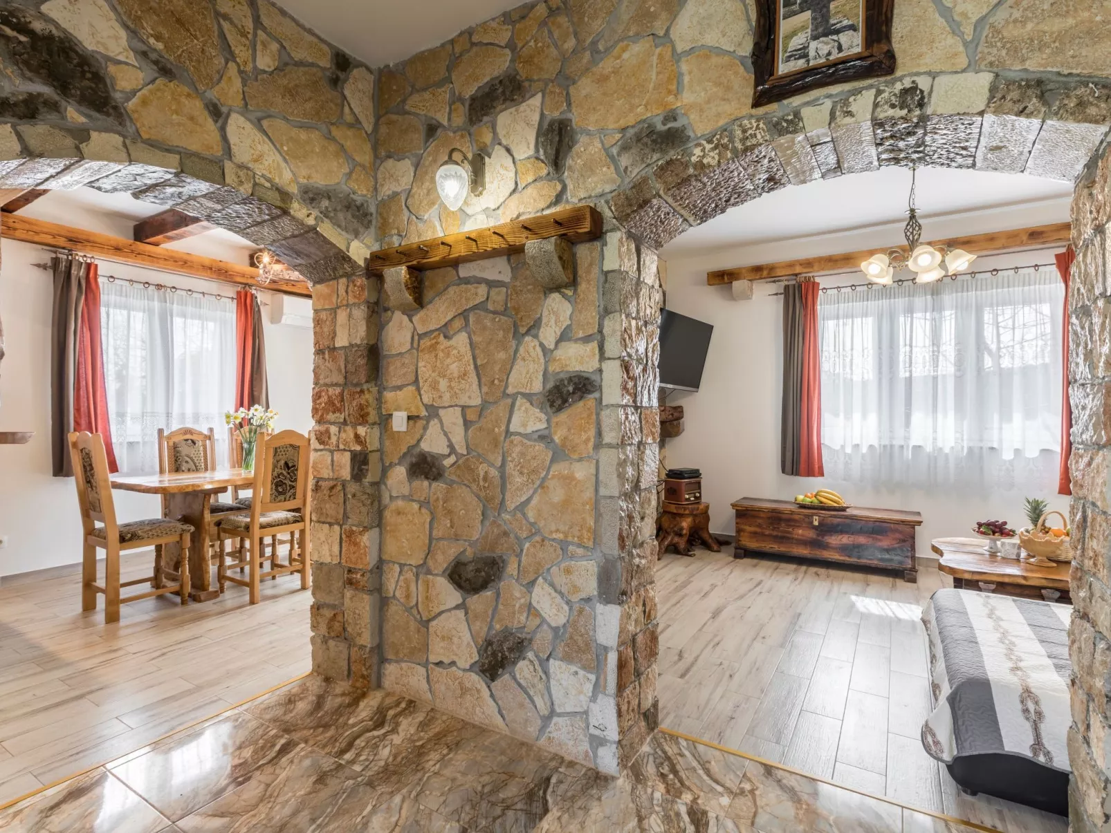 Villa Podrugovi Dvori mit Pool