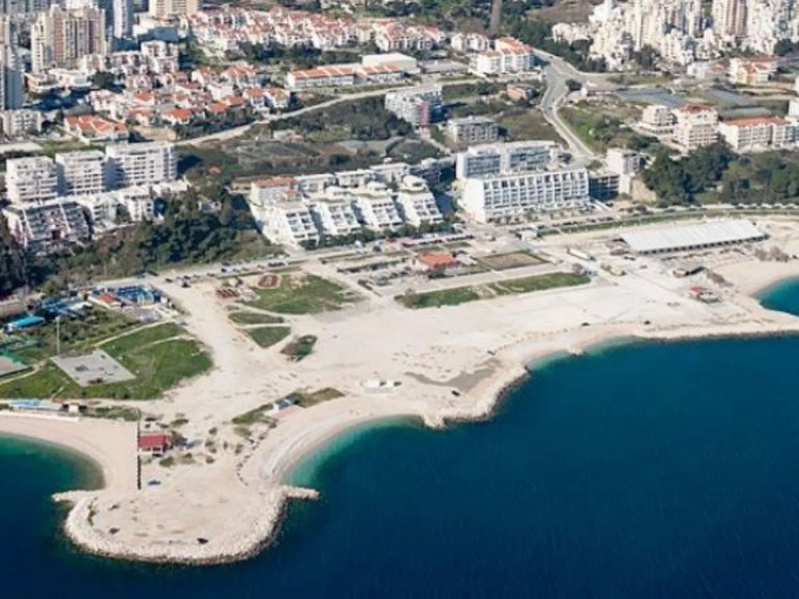Studio im Erdgeschoss, beim berühmten Znjan-Strand