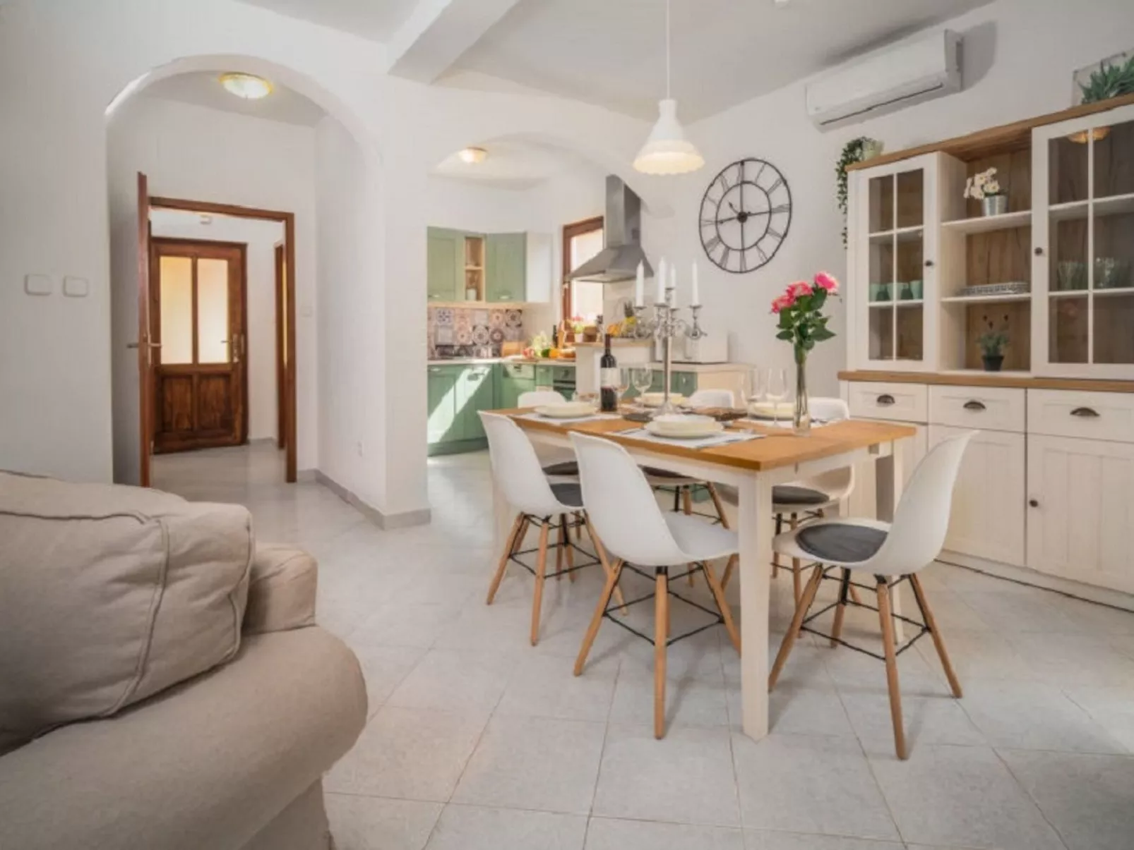 Chiara in Rogivici-Binnen