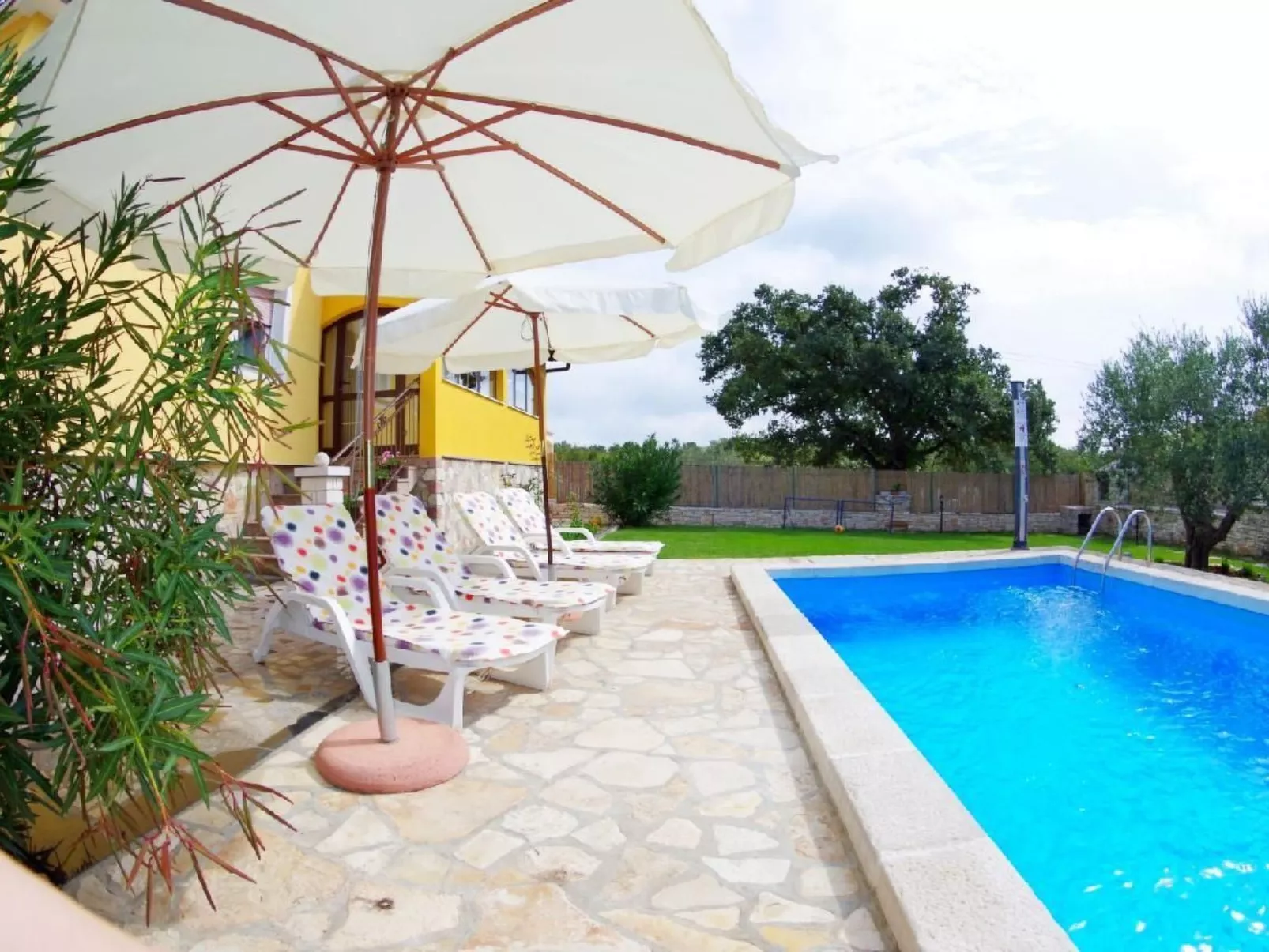 Villa Sandi im Dorf Juršići-Buiten