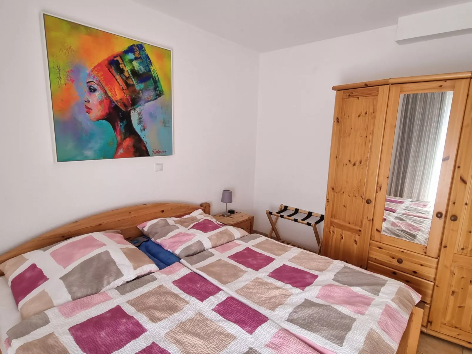 Gemütliche Ferienwohnung für zwei Personen mit sonniger Südterrasse-Binnen