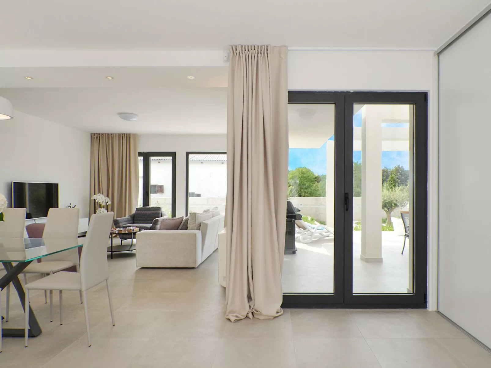 Haus in Dvornica mit privatem Parkplatz-Image-tags.info