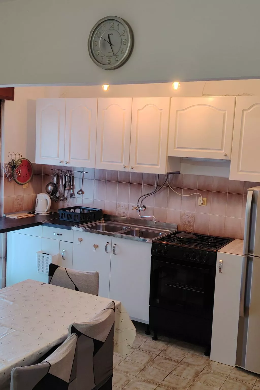 In Vir mit Terrasse und Garten