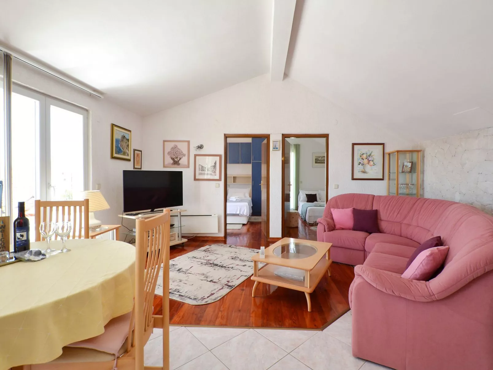 Wohnung "Decor" mit Blick auf das Wasser-Binnen