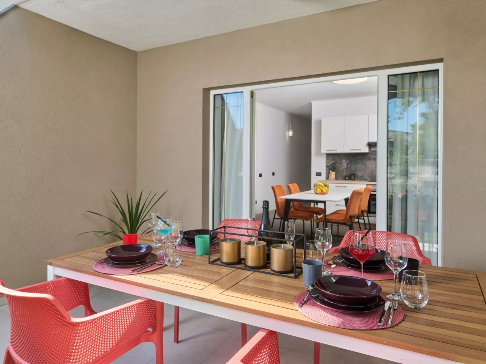 In Zambratija mit eigenem Parkplatz