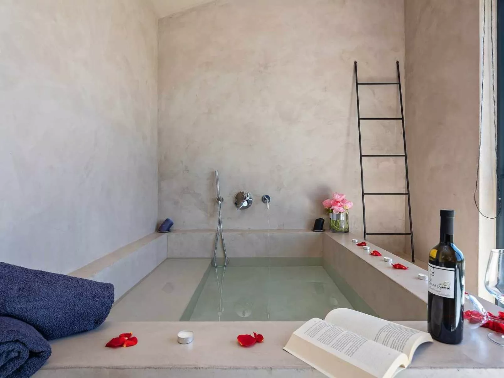 Villa Mare Exclusive-Image-tags.info