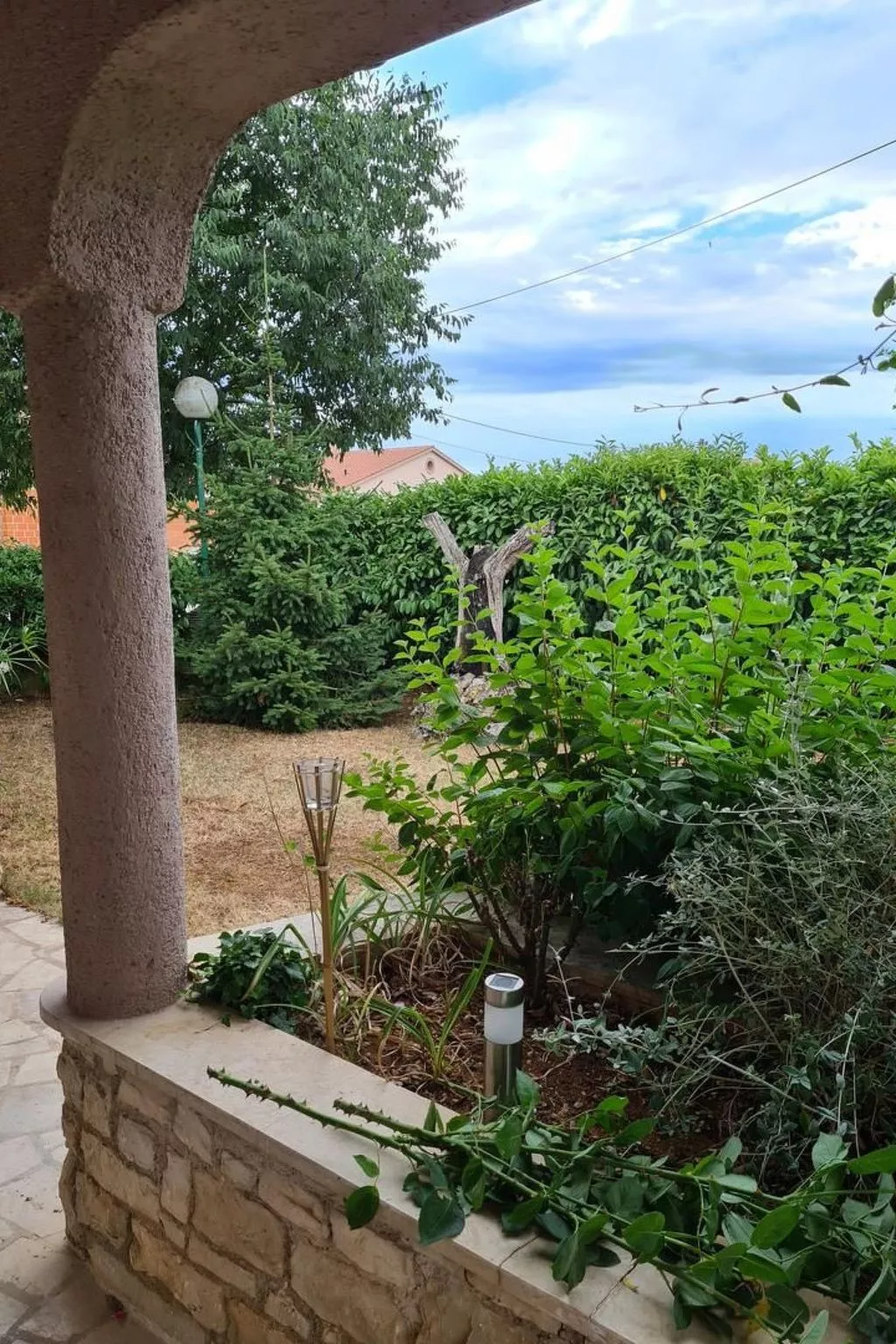 Wohnung "Eric" mit Garten, Grill und Terrasse-Buiten