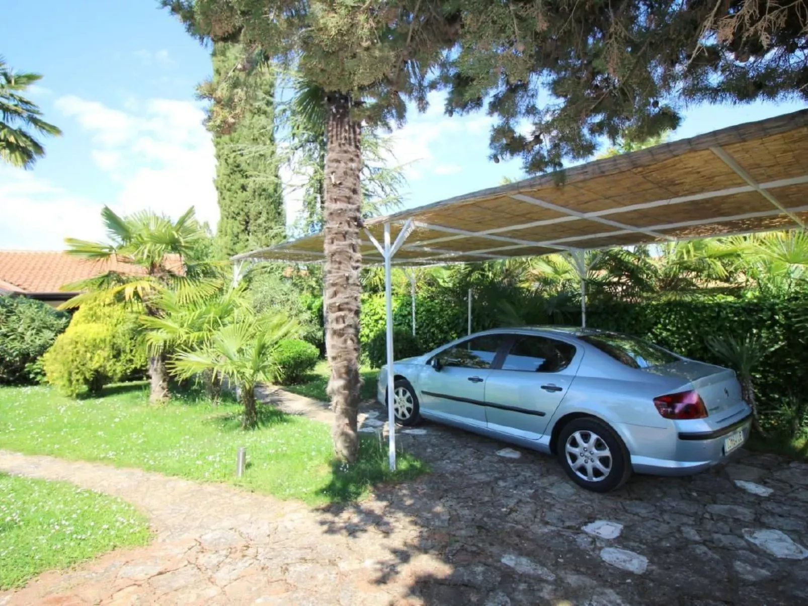 Manja-Image-tags.info