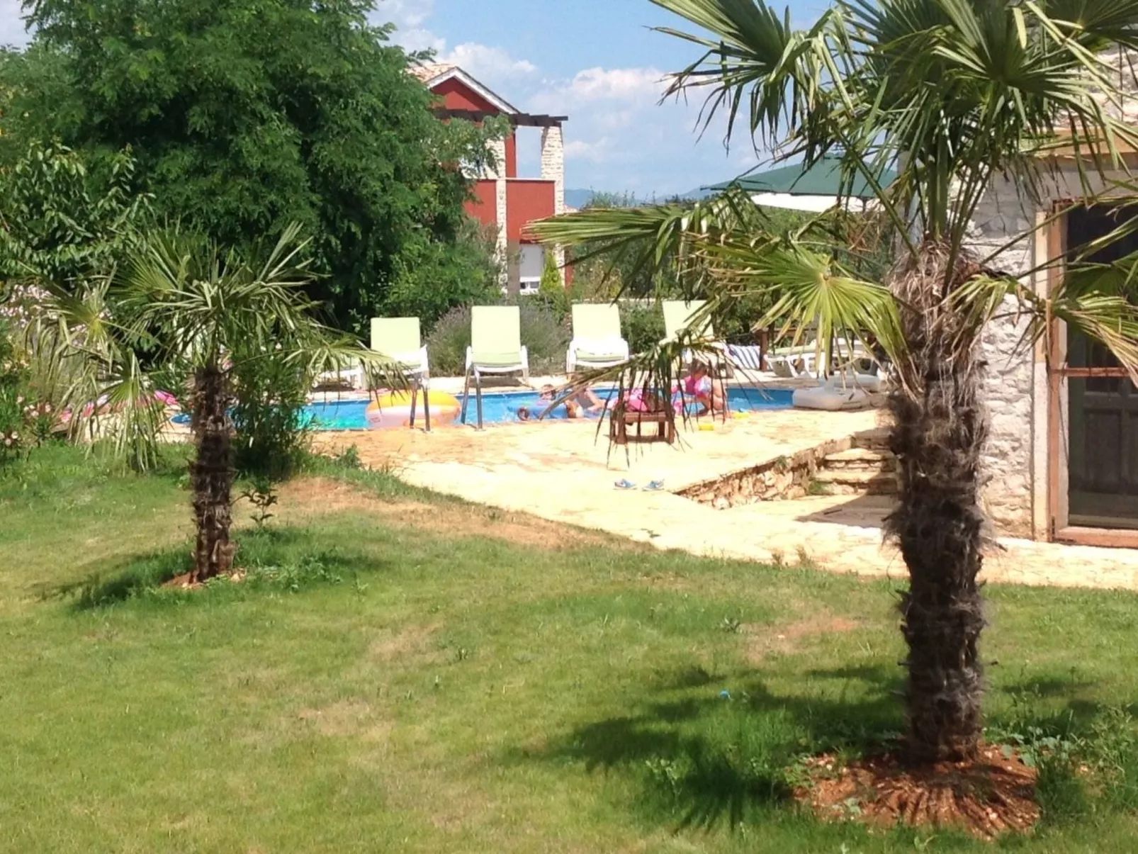 In Bratulići mit Privatem Pool