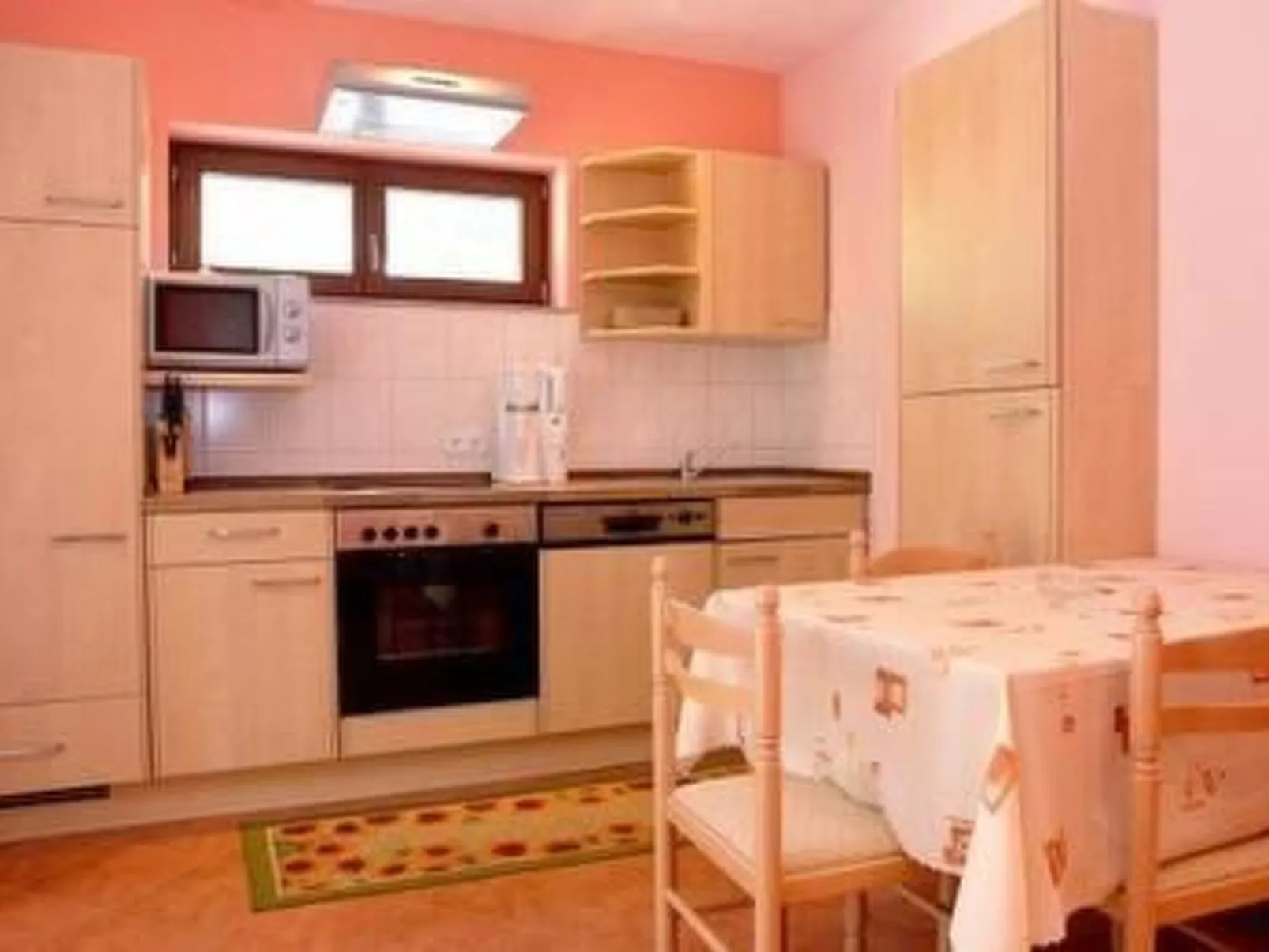 In Buje mit Barbecue