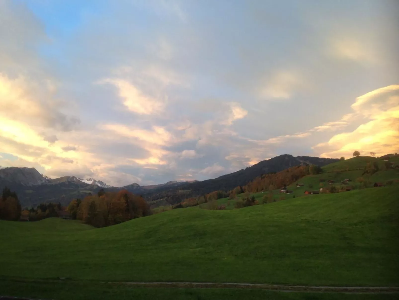 Gina's Apartment - Nähe zu See und Berge