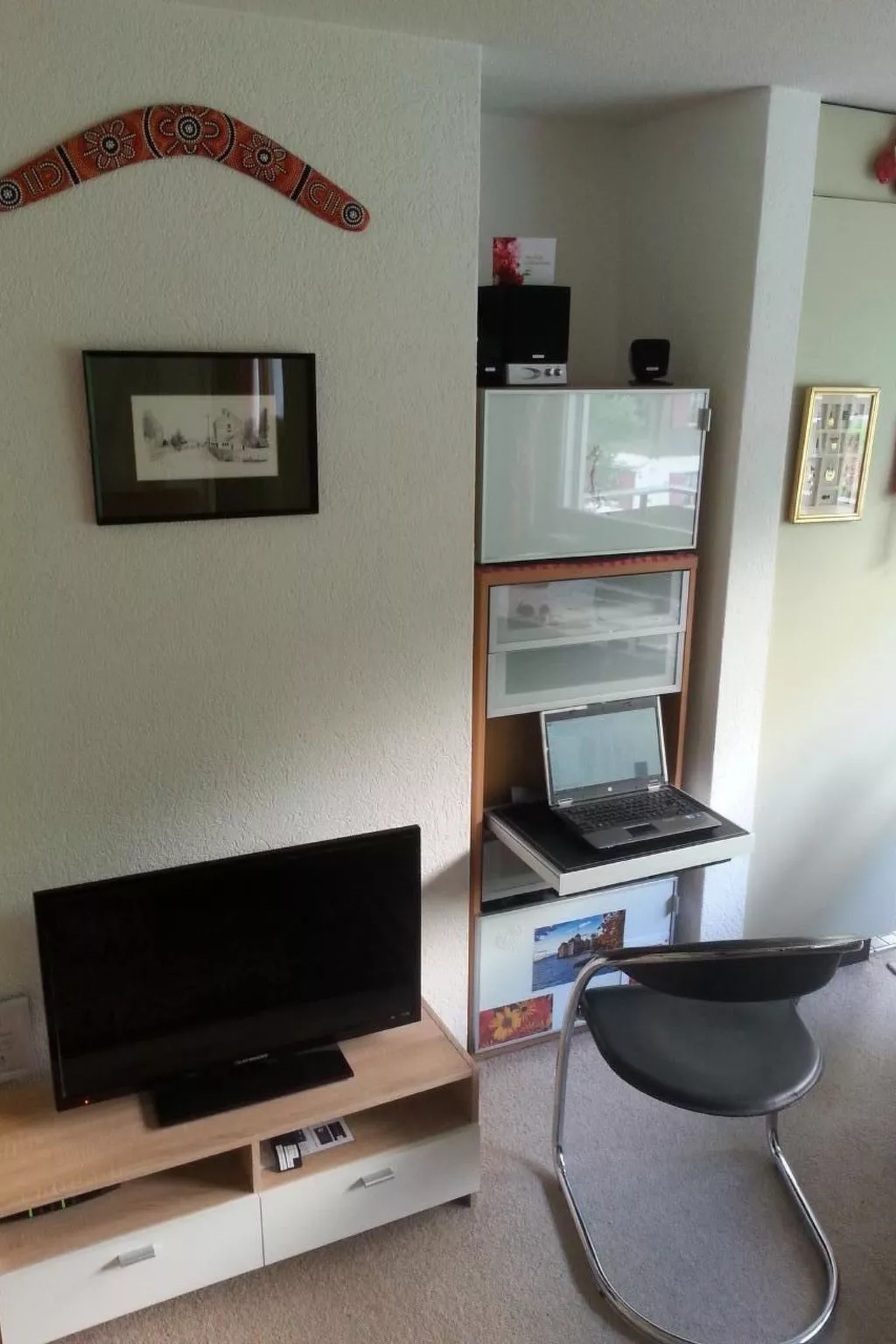 Gegenüber den Staubbach Wasserfällen