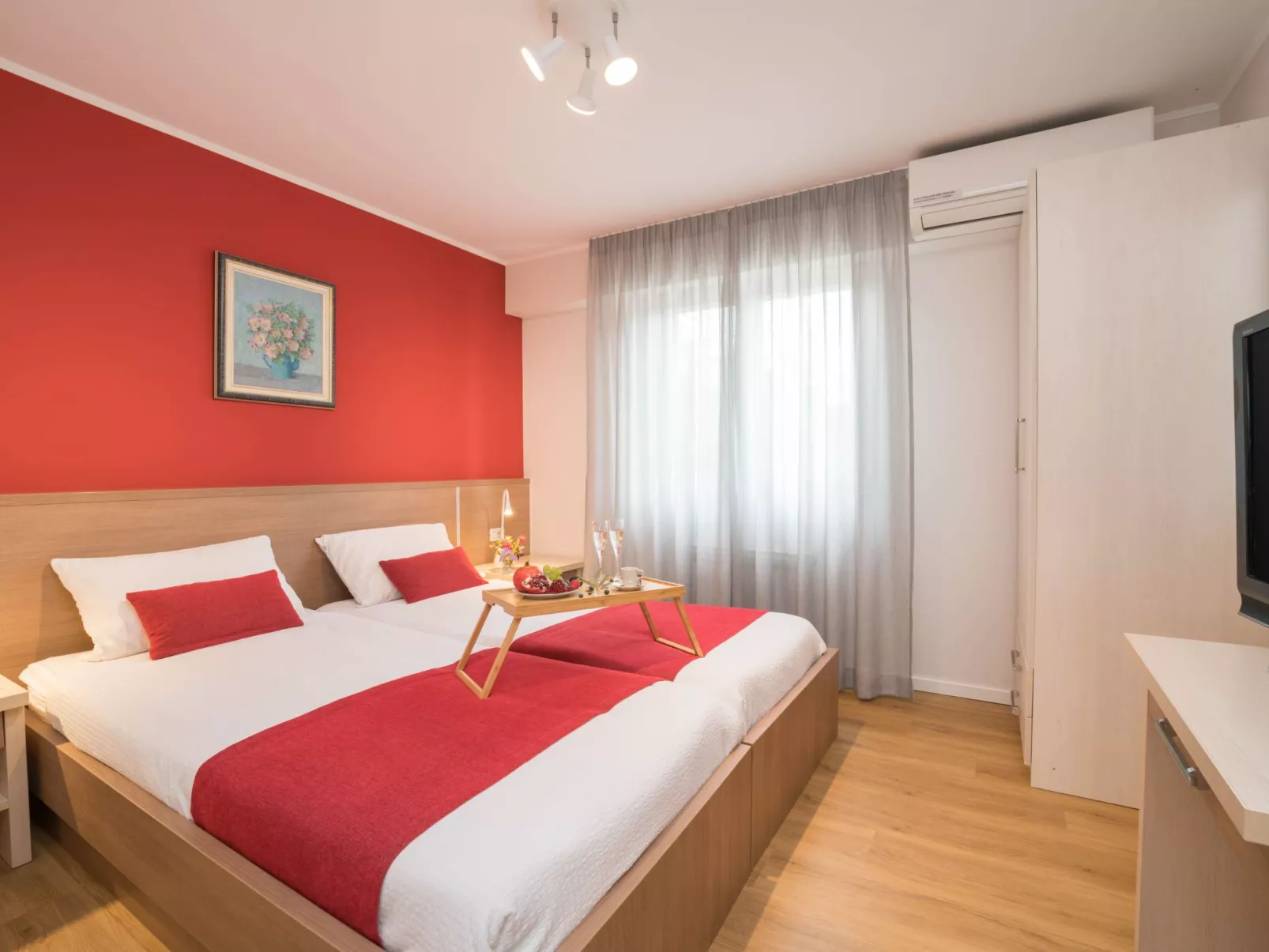 GioEin privater Bereich für 16 Personen, Pool und Sport-Binnen