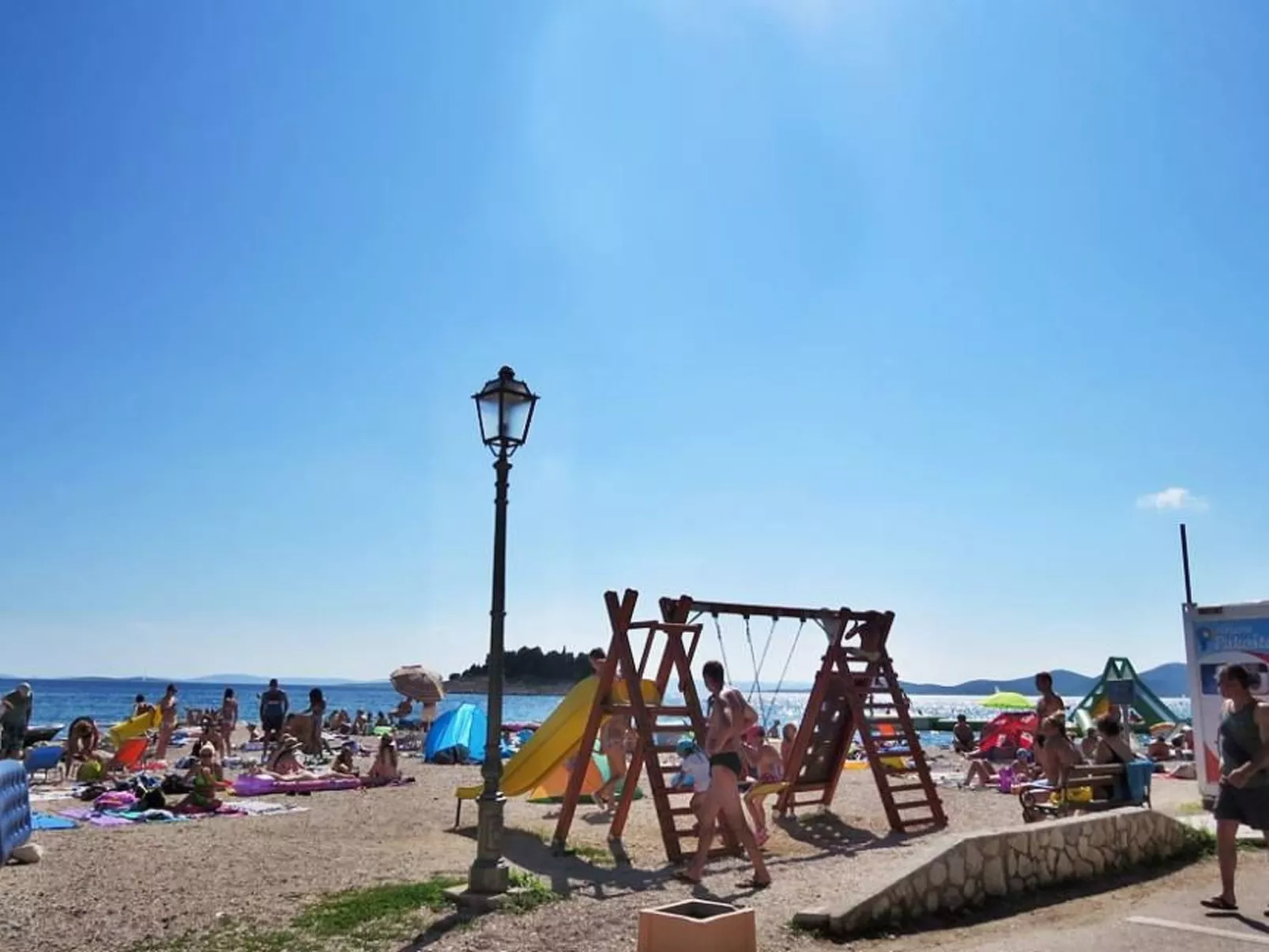 "Zeljka" mit Terrasse-Buiten