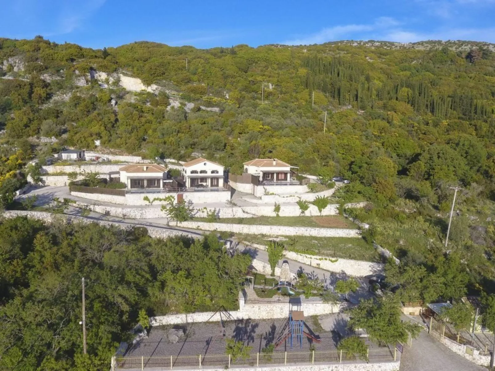 Schönes Haus in Apollonii mit privatem Pool-Buiten