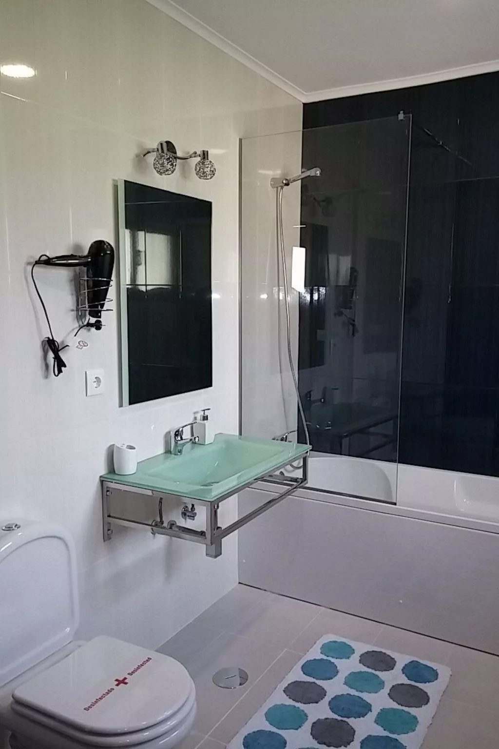 Warmwasser Haus 2-Binnen