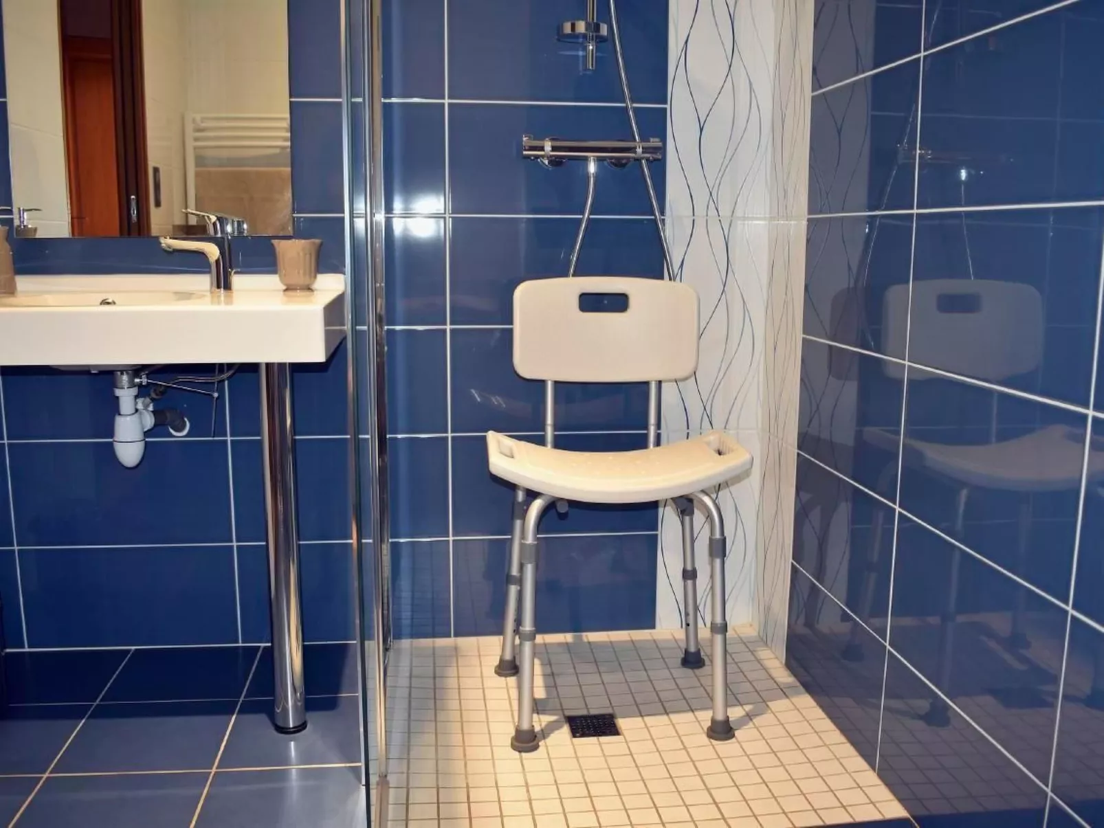 Swimmingpool, ruhig auf dem Land für zwei