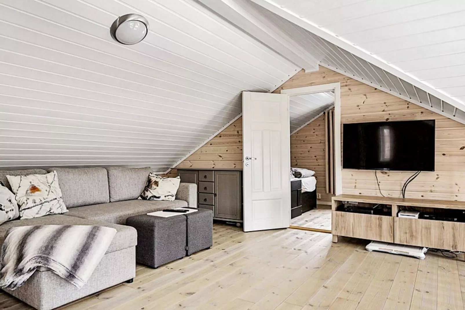 4 sterren vakantie huis in Fall-By Traum-Binnen