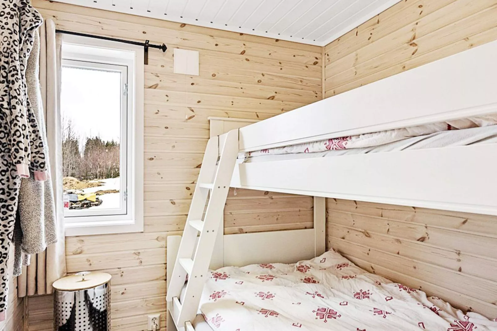 4 sterren vakantie huis in Fall-By Traum-Binnen