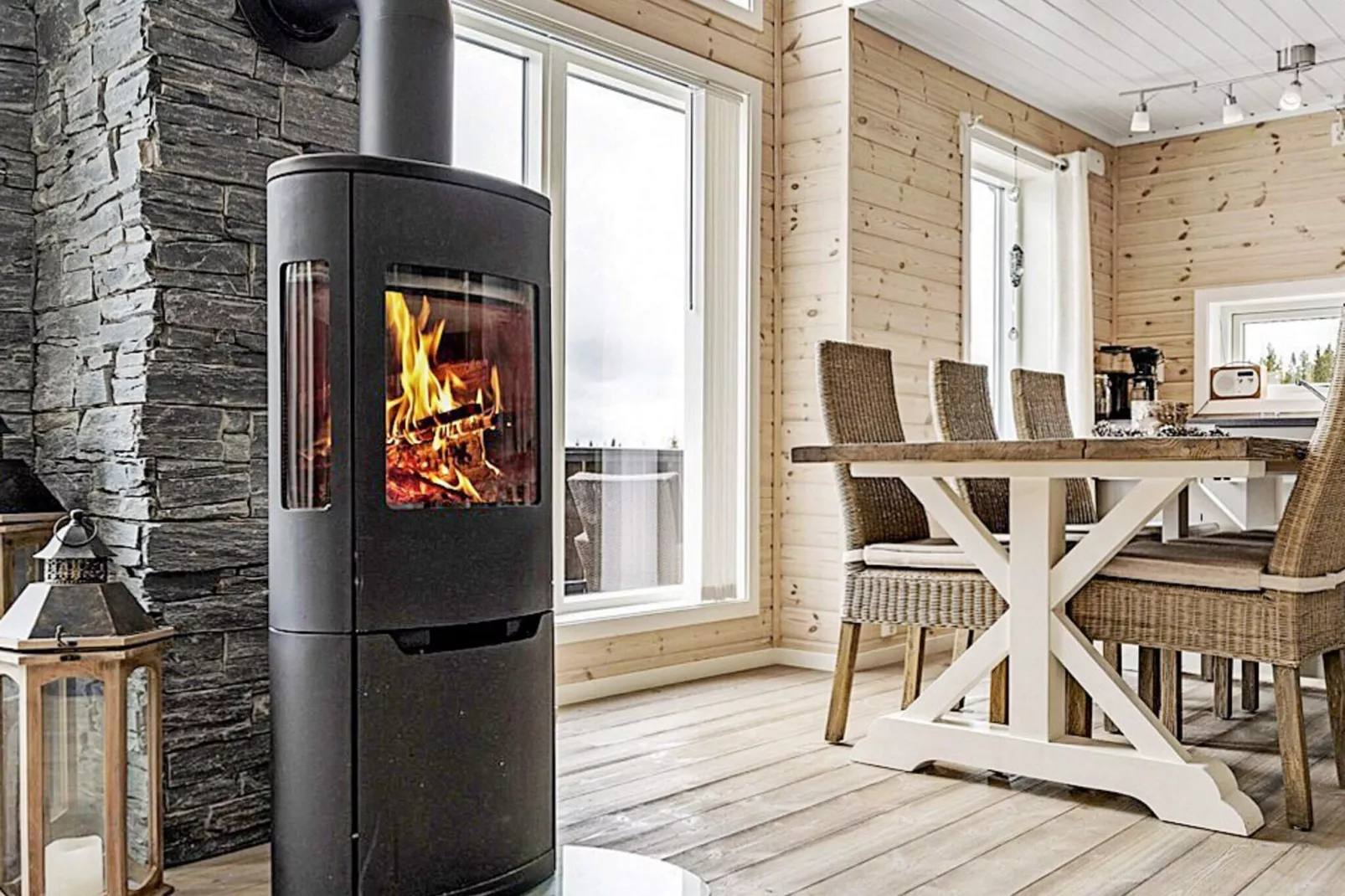 4 sterren vakantie huis in Fall-By Traum-Binnen