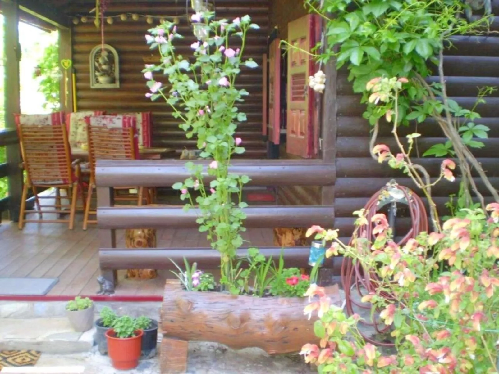 Landgut mit Garten, Grill und Terrasse-Buiten