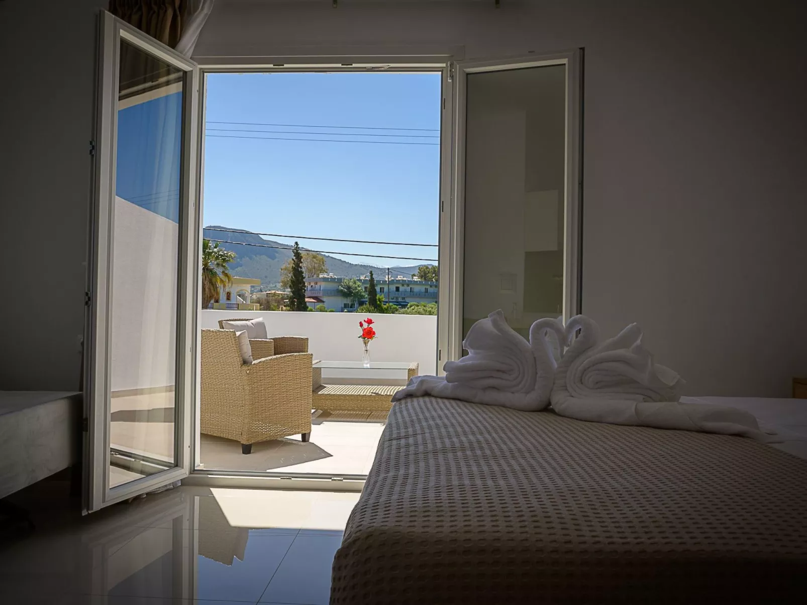 Sunsea Studios- Bergblick Studio 6