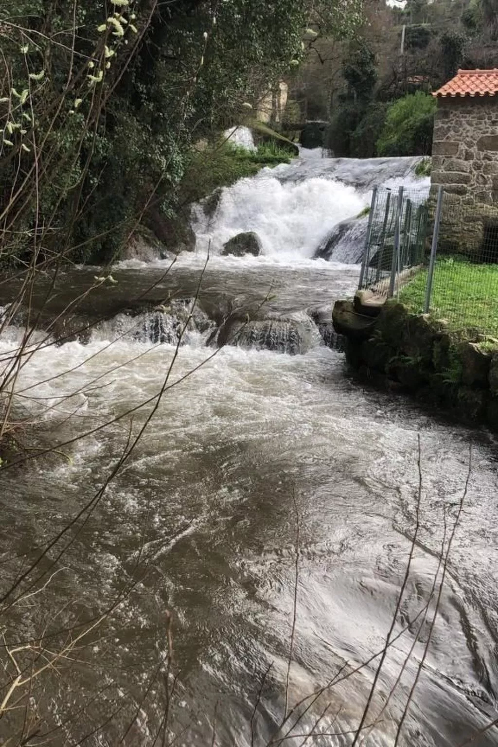 Renovierte Mühle in der Nähe der Cascades 1-Buiten