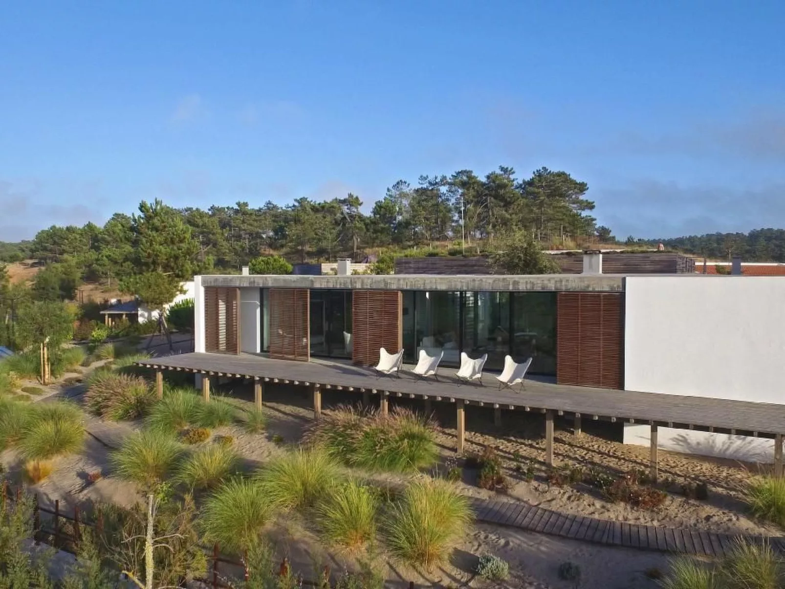 Exklusive Design-Villa in den Dünen, Pool auf dem Dach-Buiten