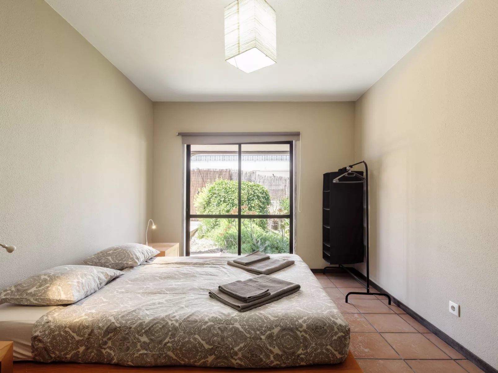 Aroeira Pool House-Binnen