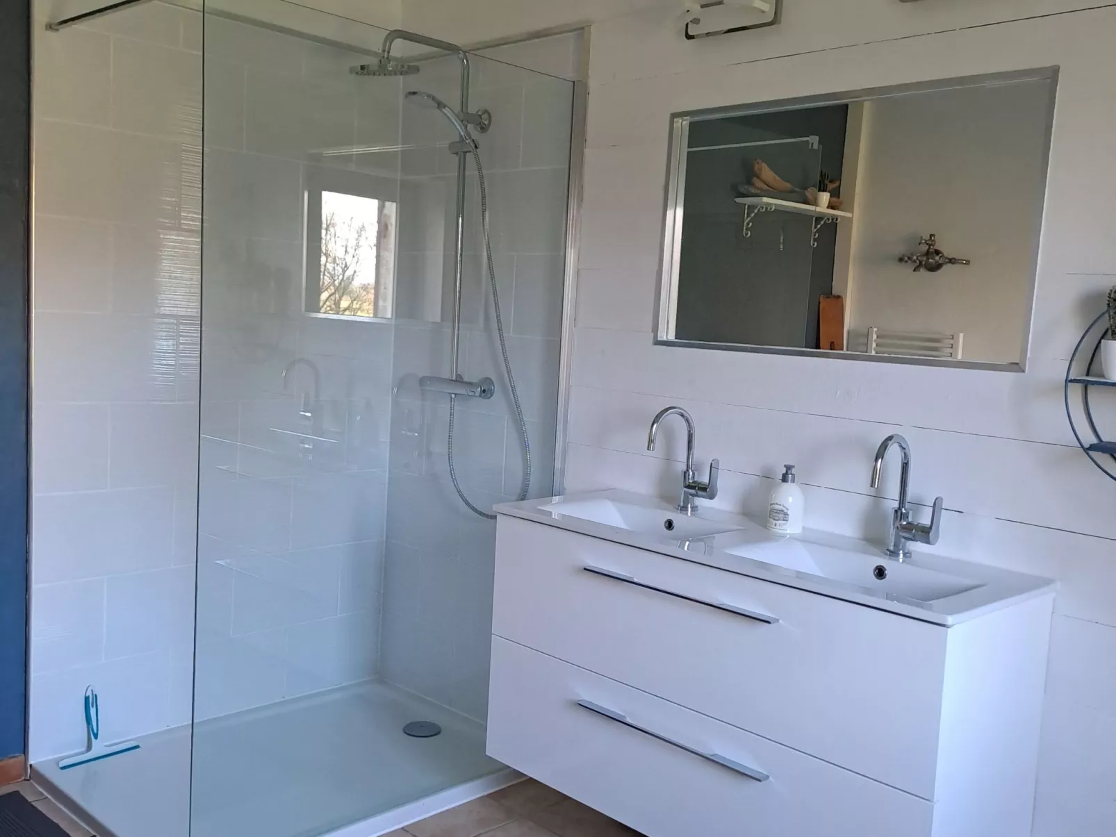 Der Pavillon - im Park des Schlosses Lescaut-Binnen