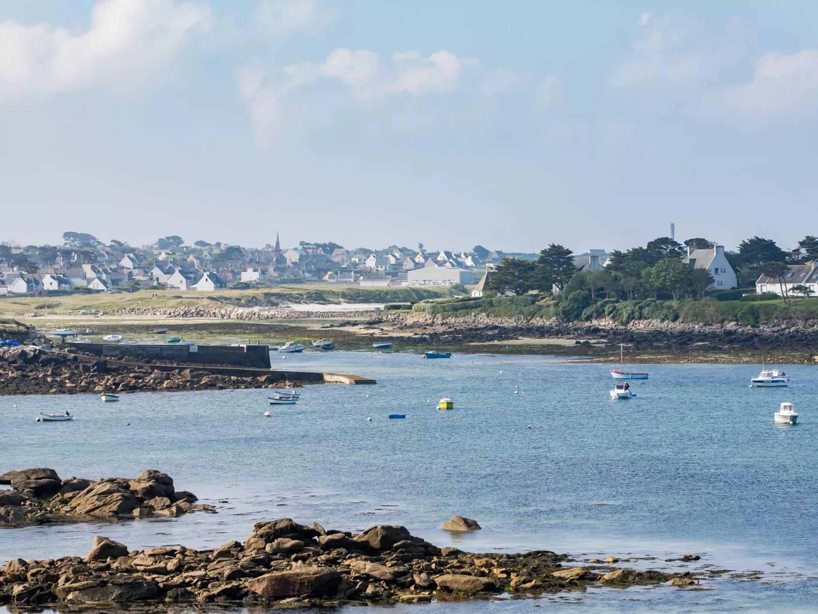 Ebenerdiges Haus am Meer-Omgeving