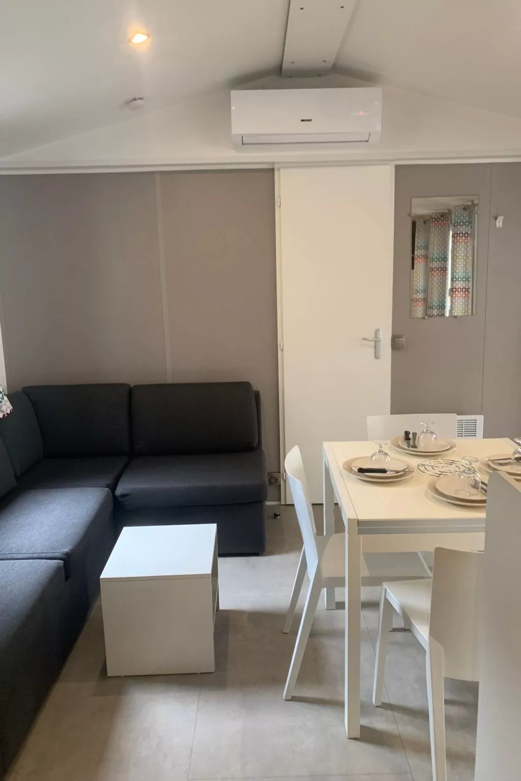 Mobilheim in idealer Lage in der Nähe aller Annehmlichkeiten