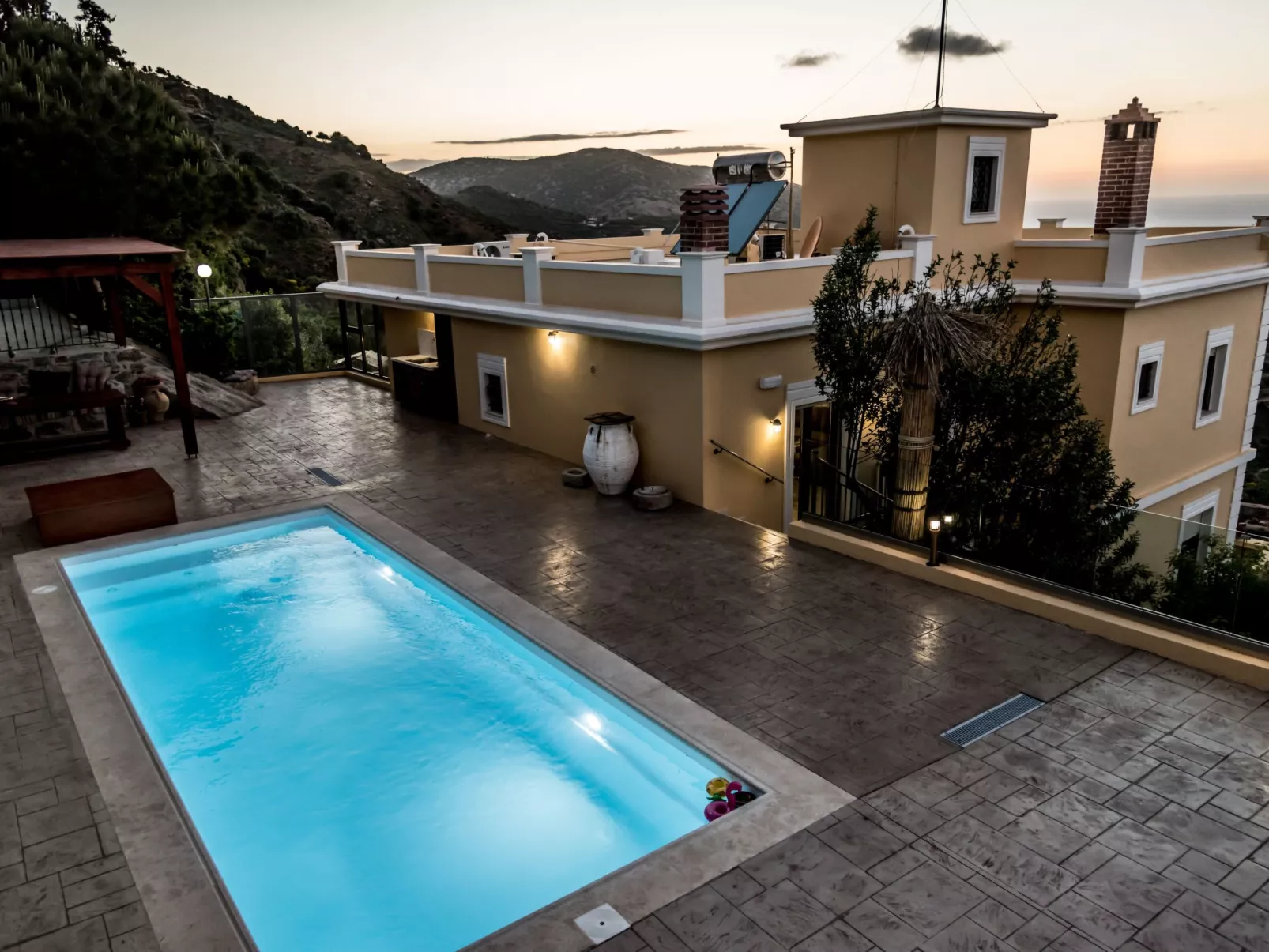 Für 8 Personen in Agia Pelagia, Kreta