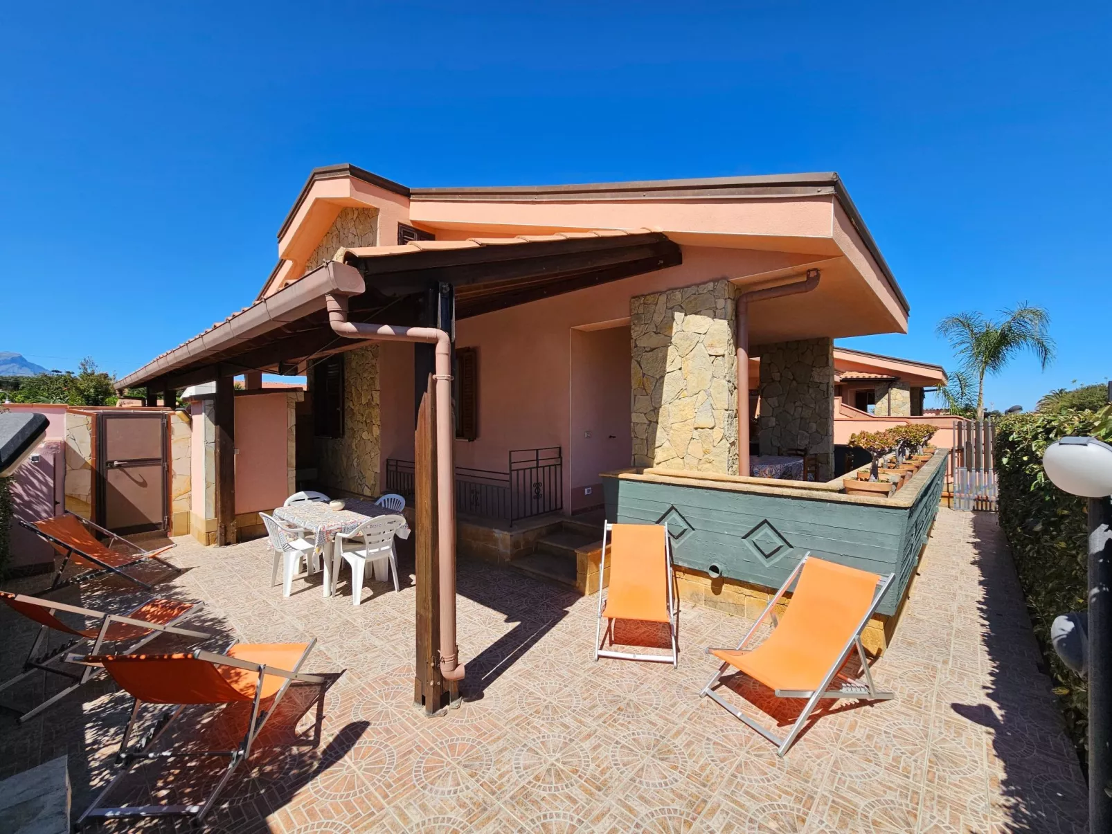 Ferienvilla mit Wasserblick-Image-tags.info