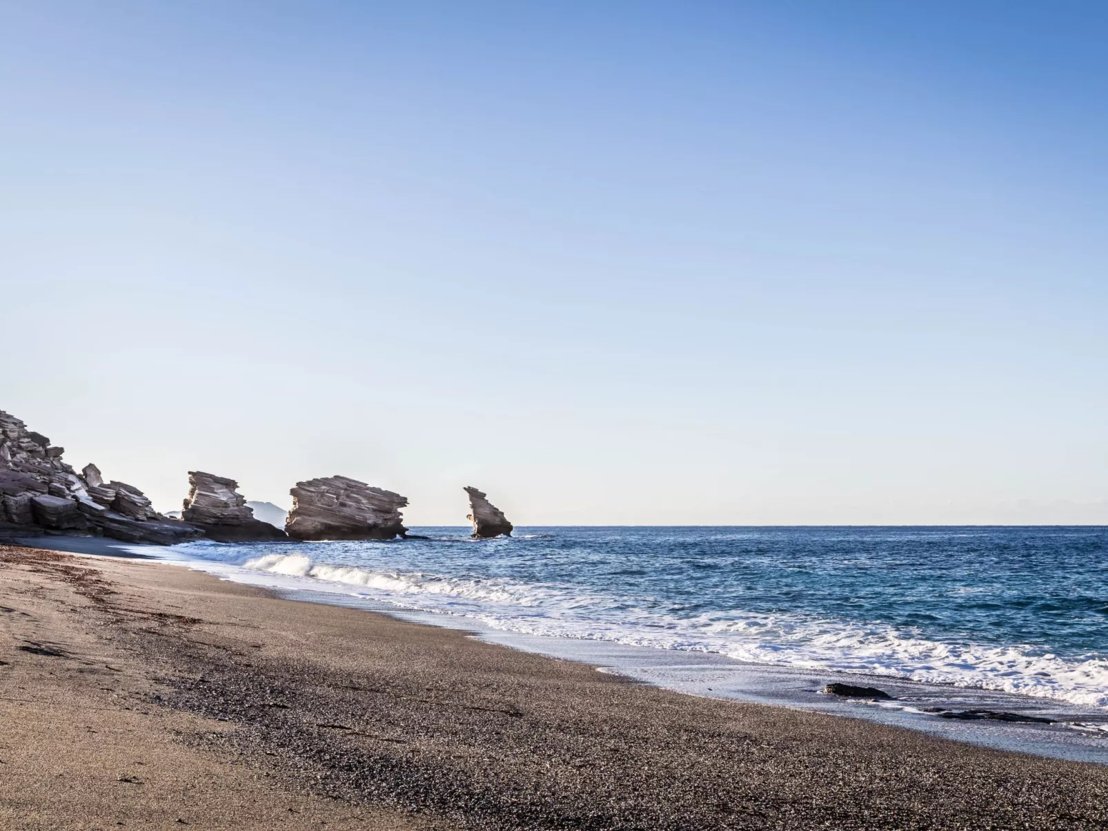 Elegante Villa an der Küste mit privatem Pool-Image-tags.info