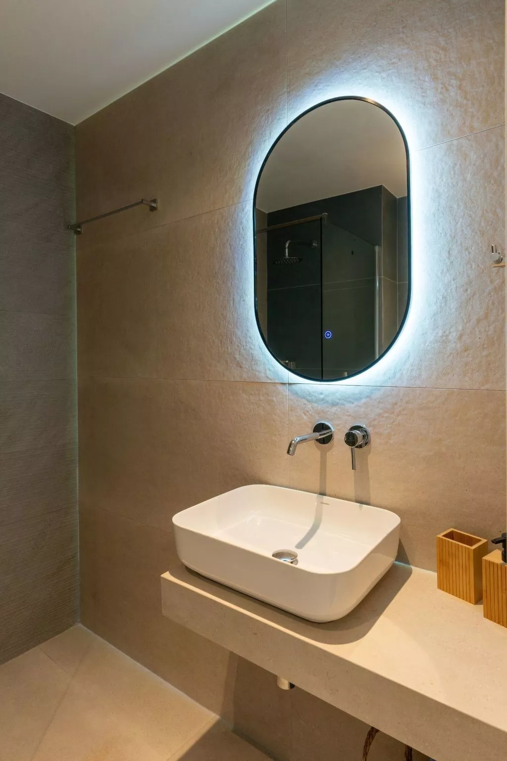 Neue Villa Dandelion, Privater Pool, 100m zum Strand-Binnen