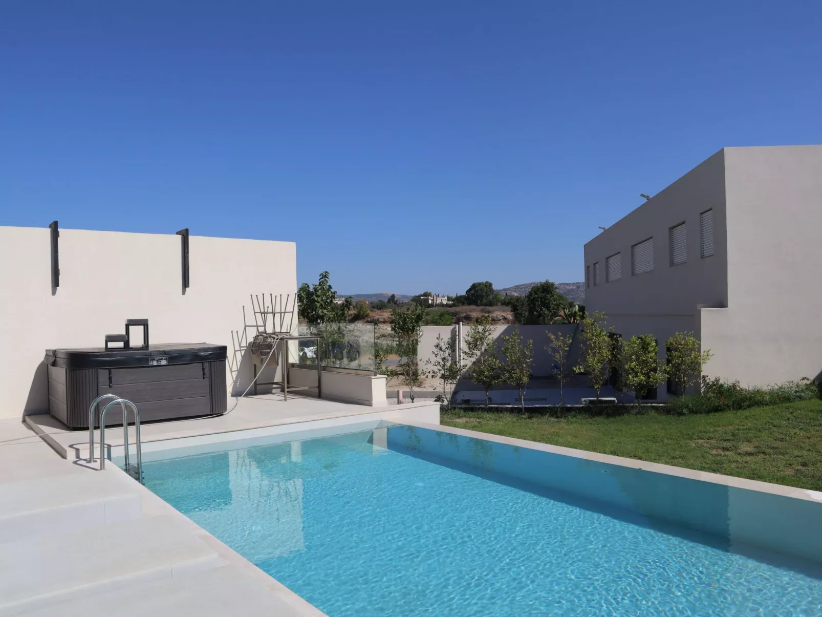 Trapezia Luxury Living - Turmalin