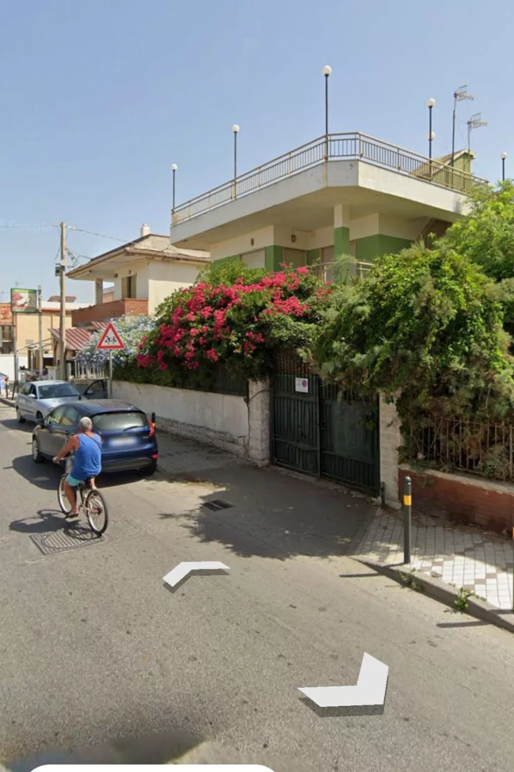 Entspannung am Meer in der Nähe von Neapel-Image-tags.info