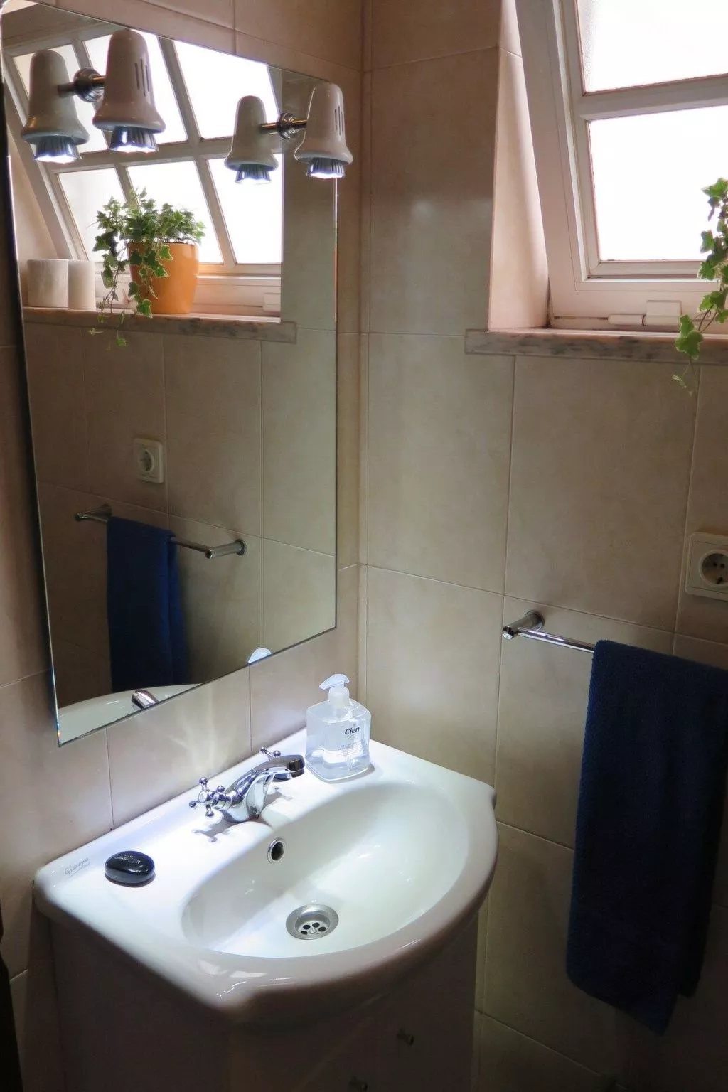 Helle Wohnung im Zentrum von Aveiro-Binnen