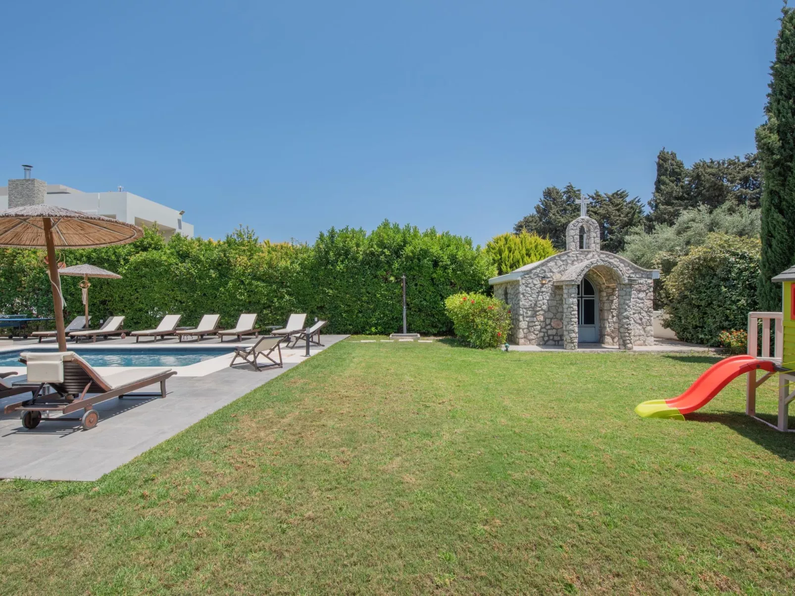 Luxuriöse Ferienvilla Elena-Buiten