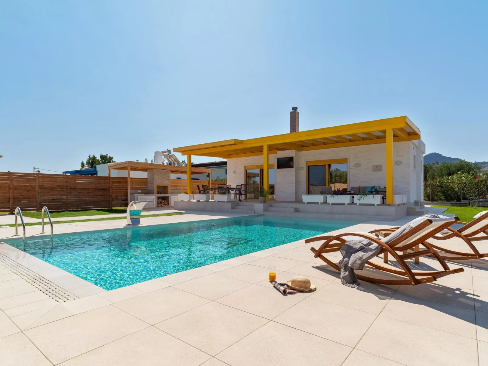 Schöne Ferienvilla Ilios-Image-tags.info