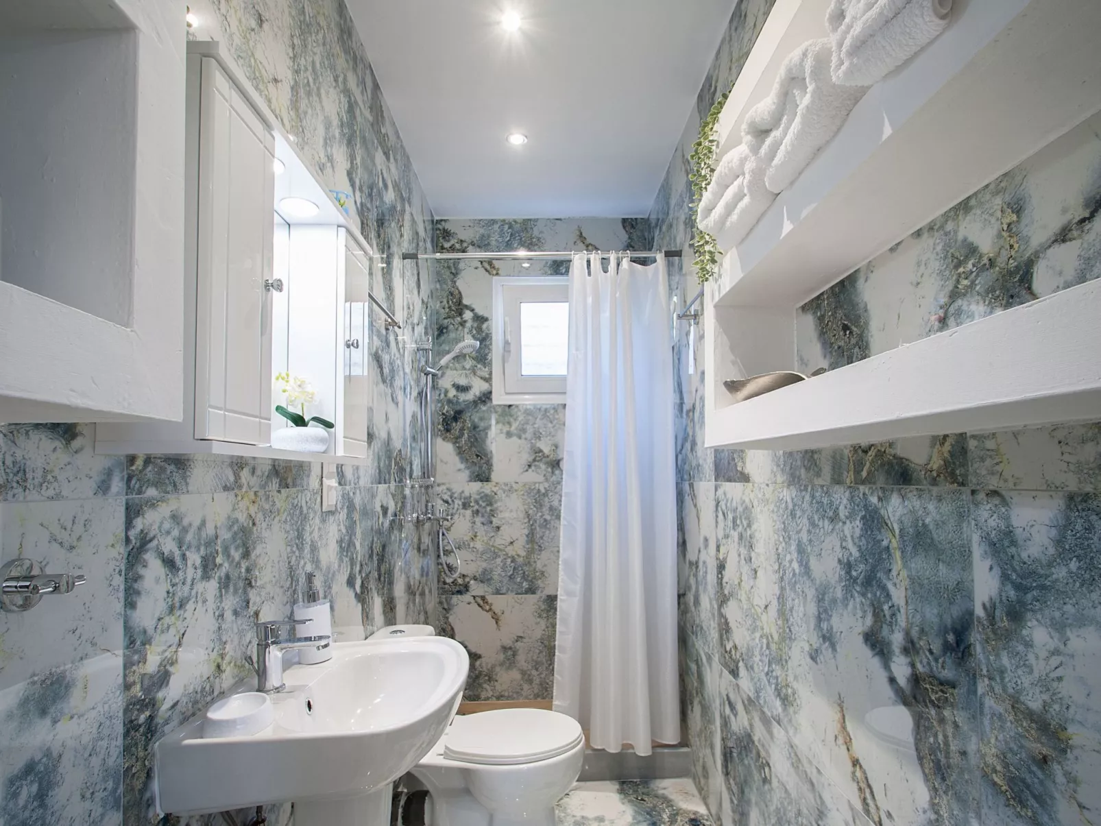 SkyFrame Villa mit atemberaubendem Blick auf das Meer...-Binnen