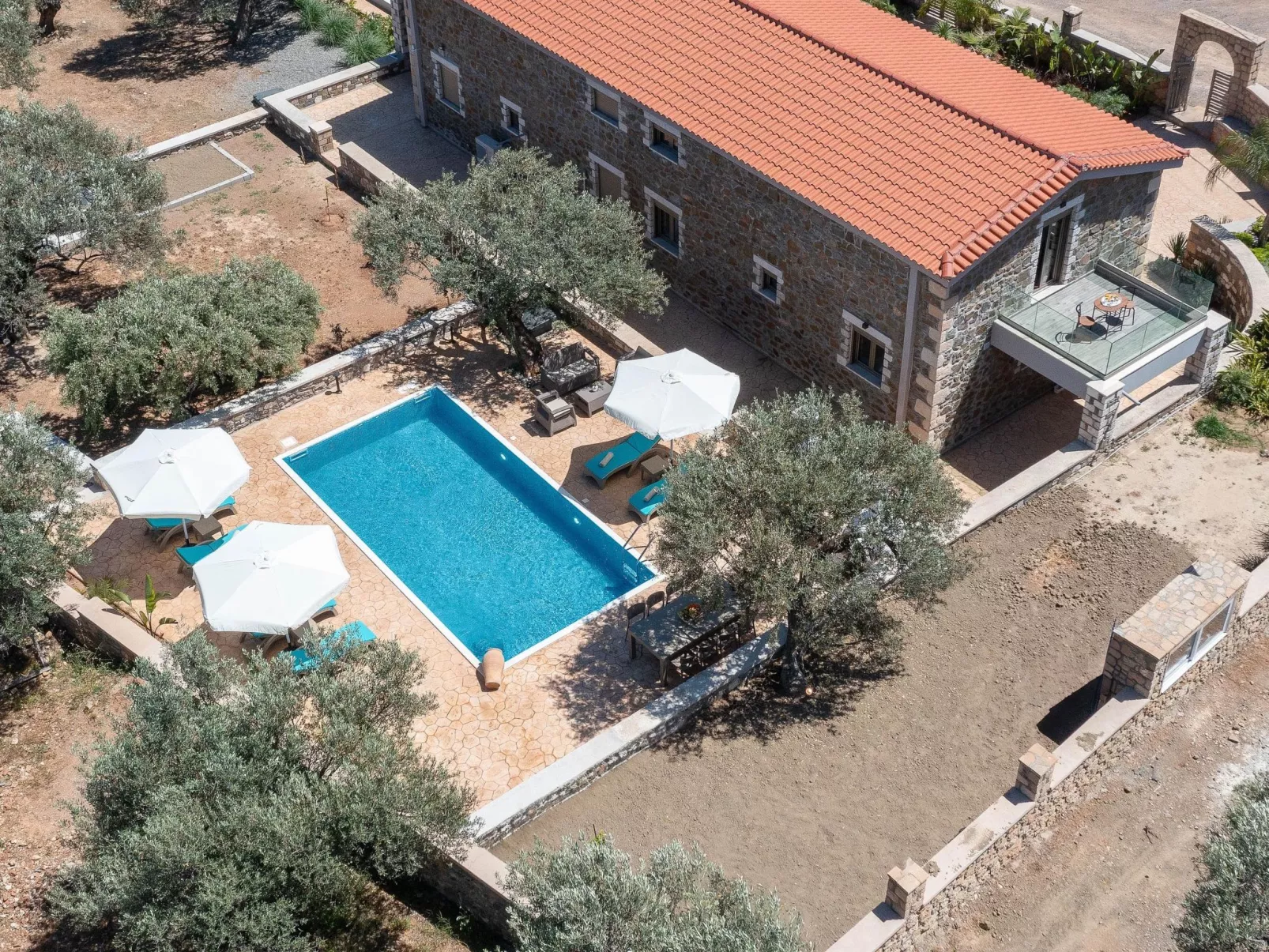 Für 6 Personen ca. 130 m-Buiten