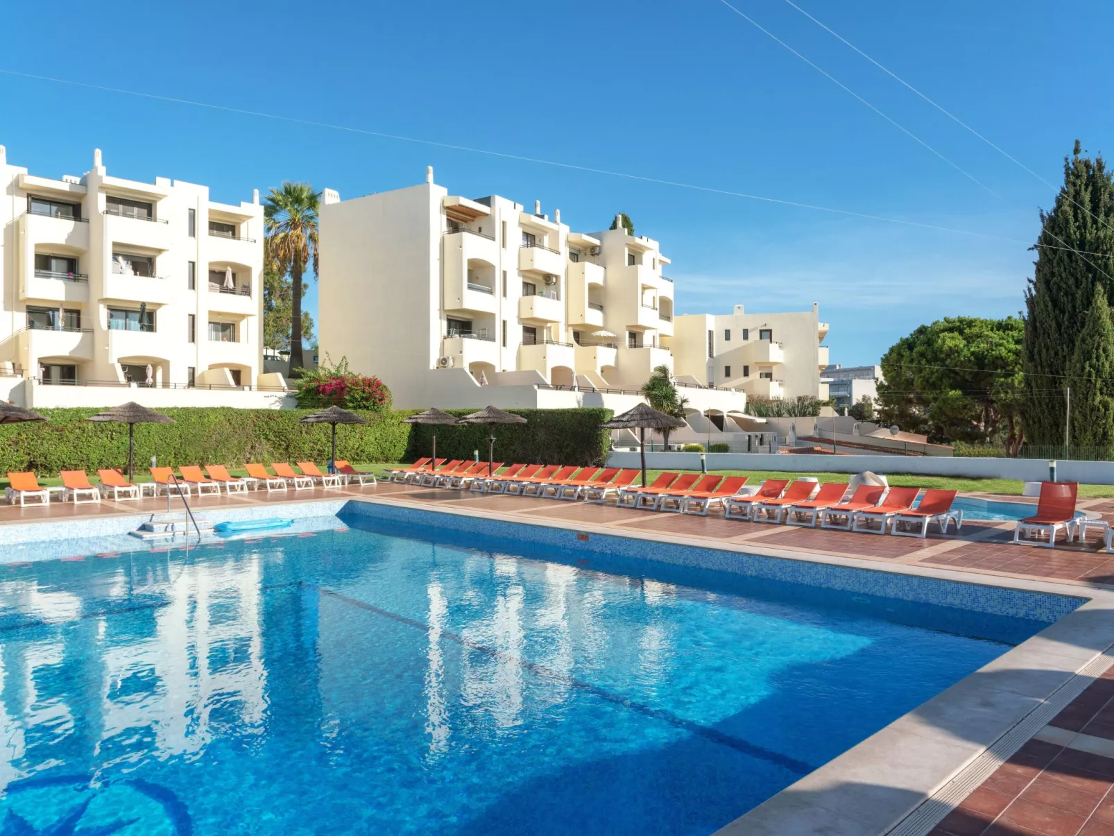 Studio-Apartment "Jardim" mit Gemeinschaftspool-Image-tags.info