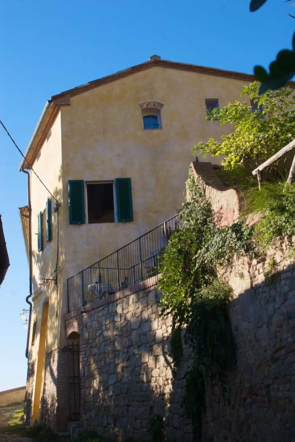 Villa 'La Canonica' mit Gemeinschaftspool-Buiten