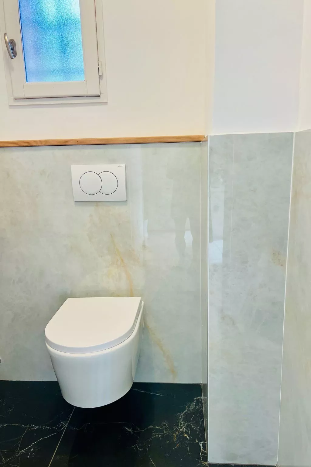 "Villa Cypangha"-Binnen