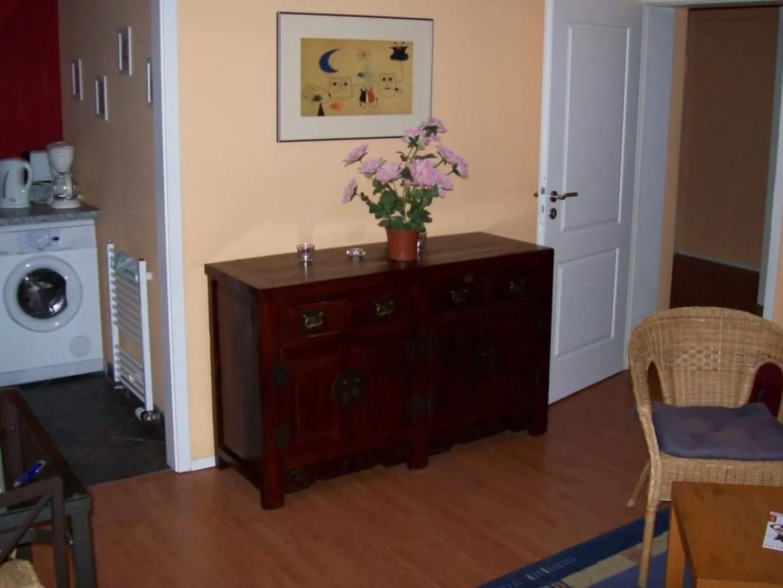 Stylische Ferienwohnung mit Südbalkon in Messenähe