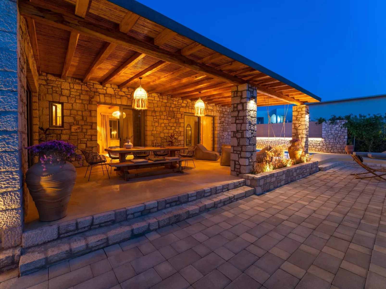 Eptopia Villa-Image-tags.info