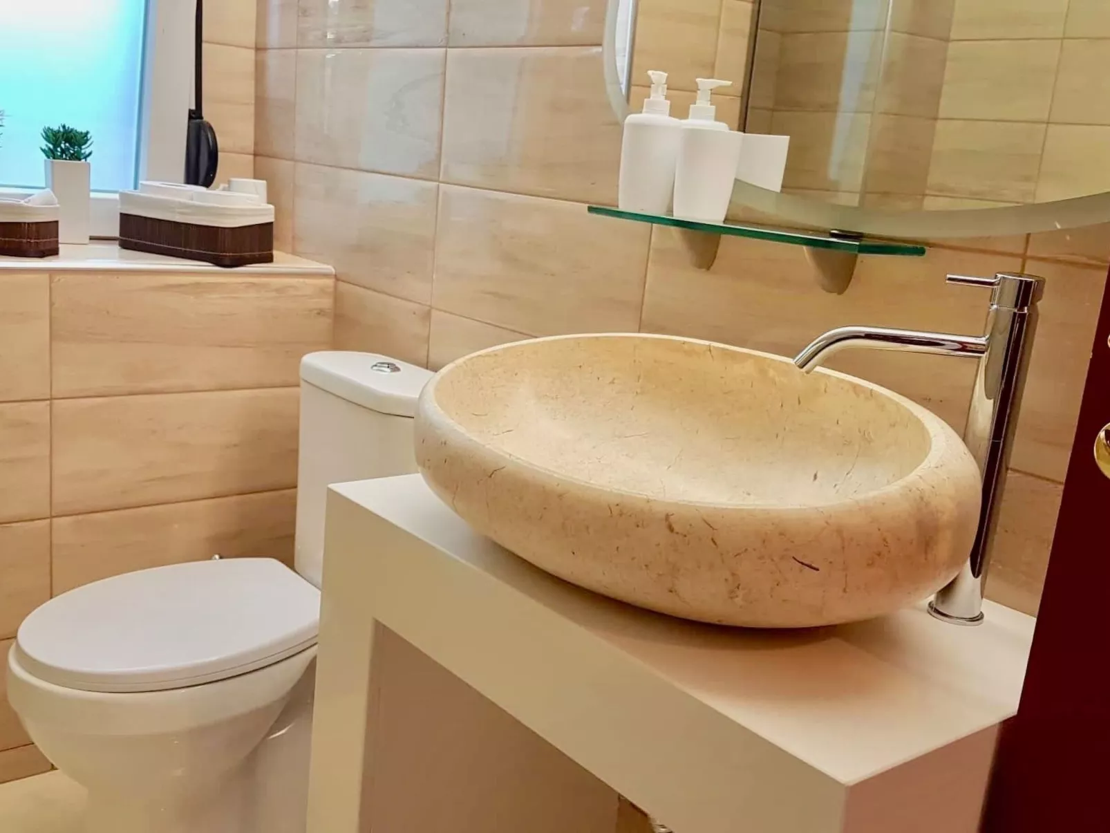 Für 3 Personen ca. 58 m&sup2; in Rhodos-Stadt, Ägäis (Rhodos)-Image-tags.info