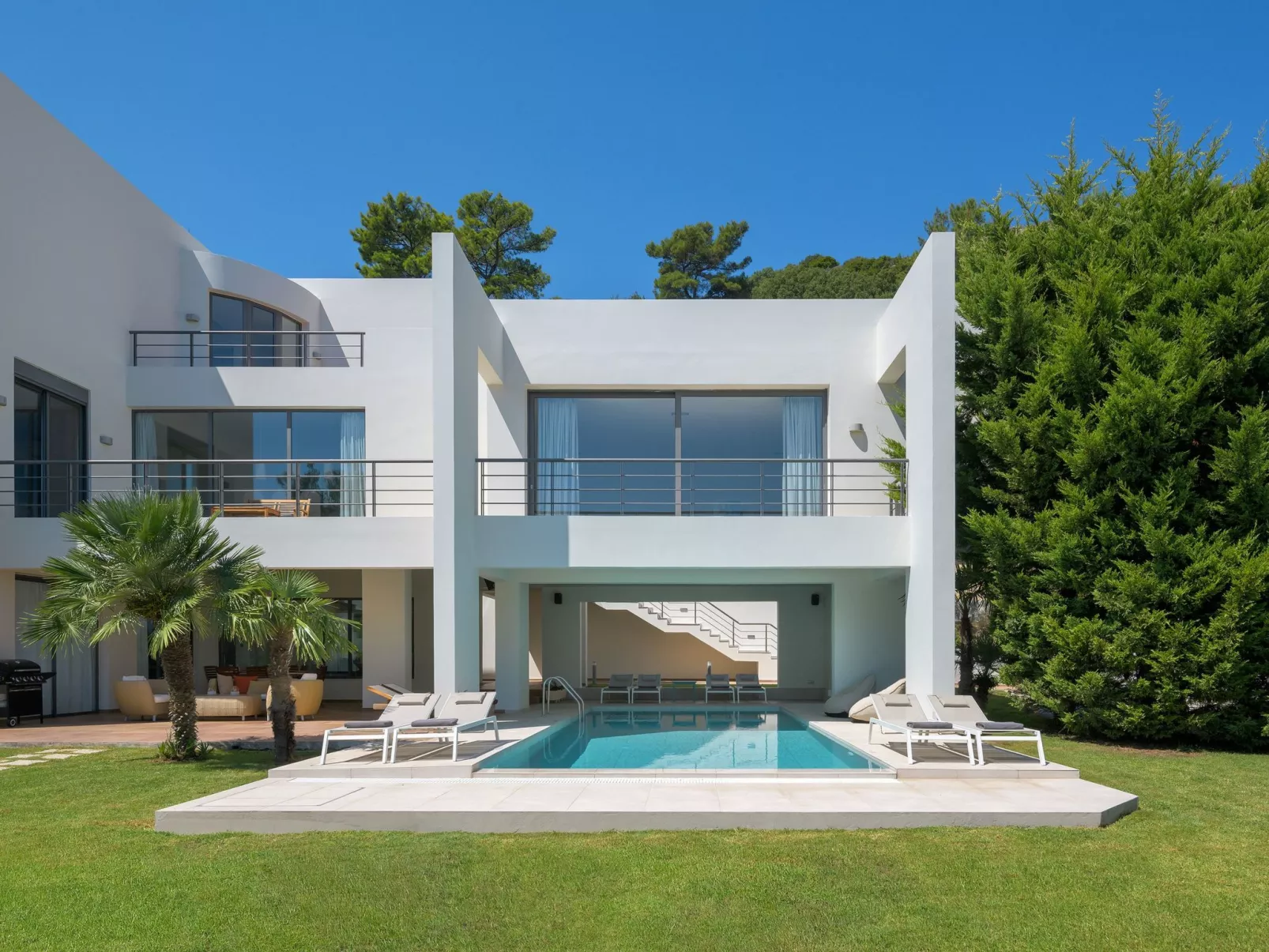 Ixian Hilltop Villa-Buiten